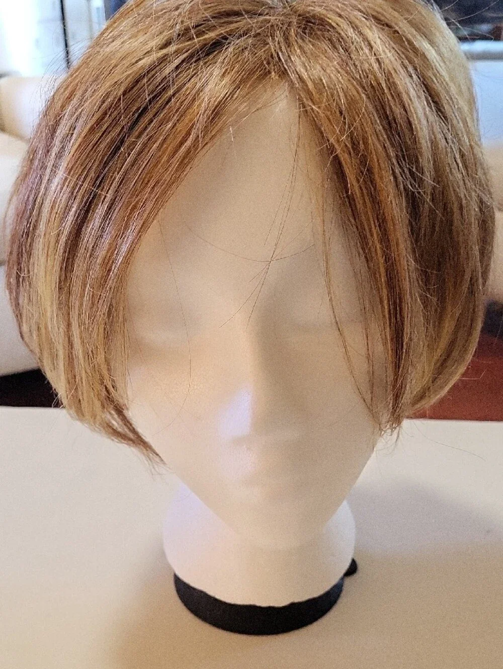 RACHEL WELCH Women's Short Layered Synthetic Wig - Light Brown